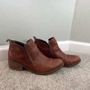 Wilder Brown Chelsea Booties